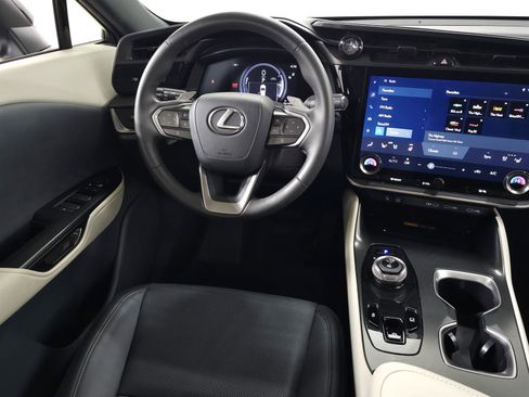 Certified 2023 Lexus RZ 450e Premium w/ Technology Package image 18