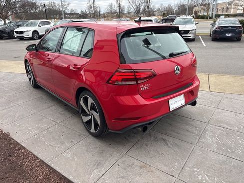 Used 2018 Volkswagen GTI SE image 5