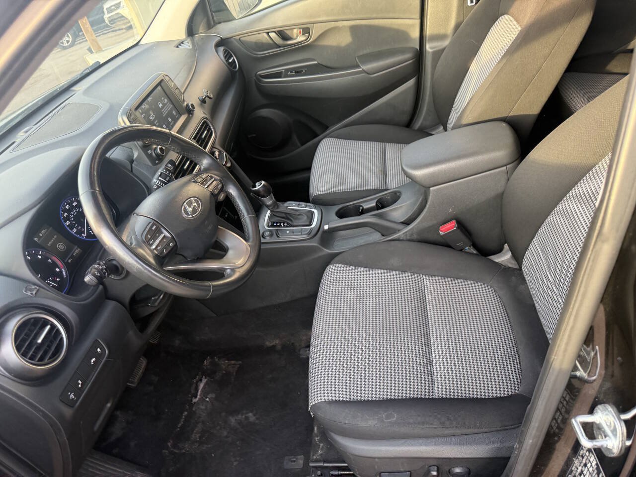 Used 2021 Hyundai Kona SEL Plus FWD image 19