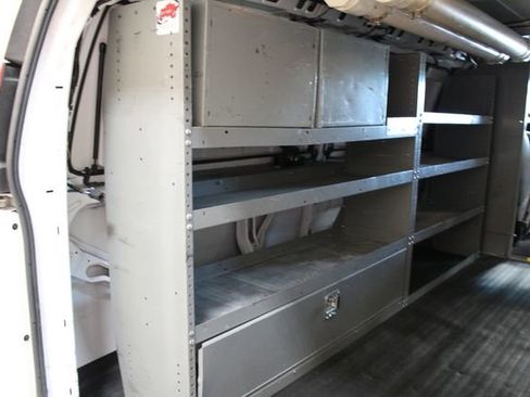 Used 2008 Chevrolet Express 3500 image 21