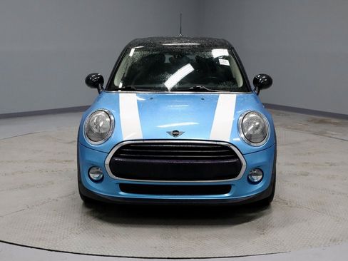 Used 2019 MINI Cooper 4-Door Hardtop w/ Signature Upholstery Package image 6
