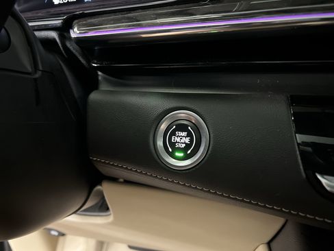 Certified 2024 Cadillac Escalade Premium Luxury image 90