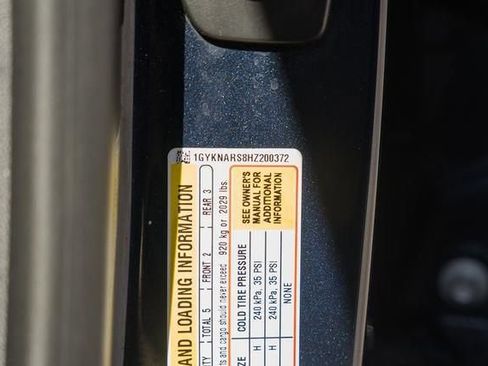 Used 2017 Cadillac XT5 FWD image 34