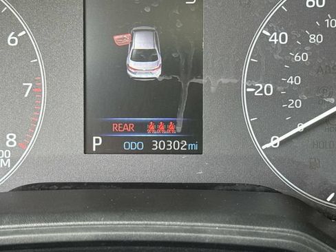 Used 2024 Toyota Corolla LE FWD image 32