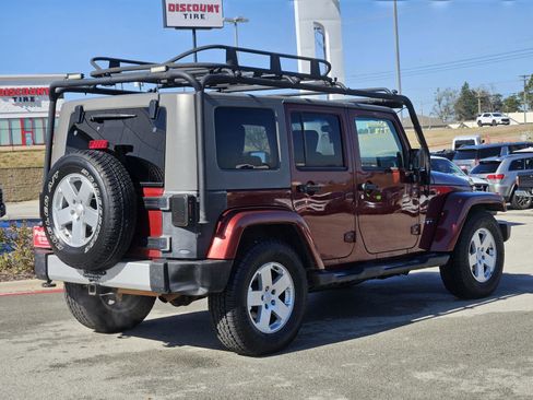 Used 2009 Jeep Wrangler Unlimited Sahara w/ Dual Top Group image 6