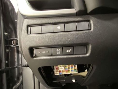 New 2026 Nissan Rogue SV image 20