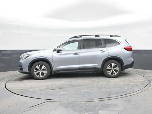 Used 2021 Subaru Ascent Premium w/ Convenience Package AWD/4WD image 4