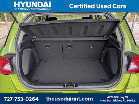 Certified 2024 Hyundai Venue SEL image 12
