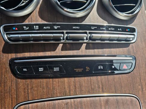 Used 2020 Mercedes-Benz GLC 300 image 22