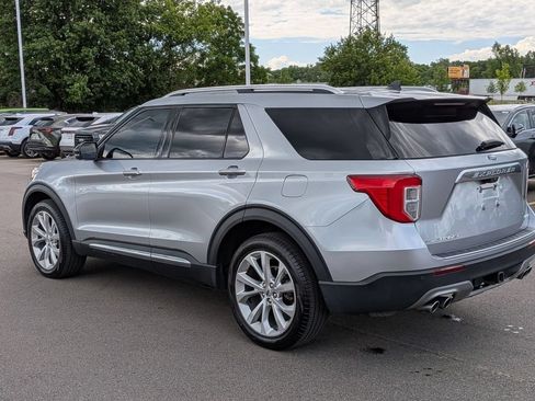 Used 2022 Ford Explorer Platinum w/ Equipment Group 601A AWD/4WD image 4