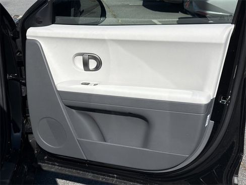 New 2026 Hyundai Ioniq 5 SEL image 14