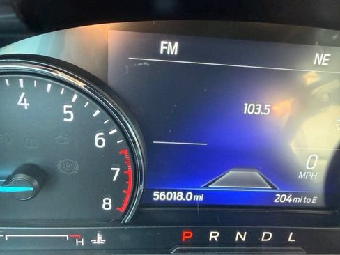 Used 2022 Ford Explorer Limited w/ Equipment Group 301A RWD image 17