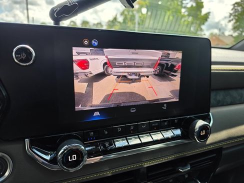 Used 2025 Chevrolet Colorado ZR2 AWD/4WD image 22