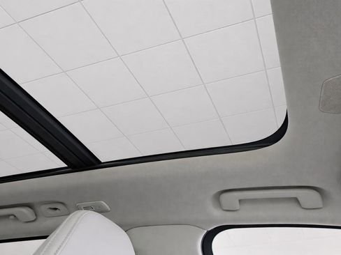 Certified 2024 Volvo XC90 B6 Plus AWD/4WD image 17
