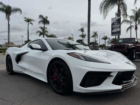 Used 2023 Chevrolet Corvette Stingray Premium Cpe w/ Z51 Performance Package image 9