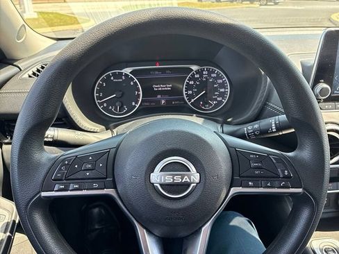 Used 2024 Nissan Sentra SV FWD image 24