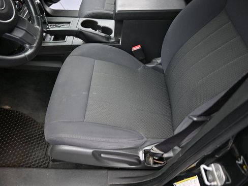 Used 2011 Jeep Liberty Sport image 10