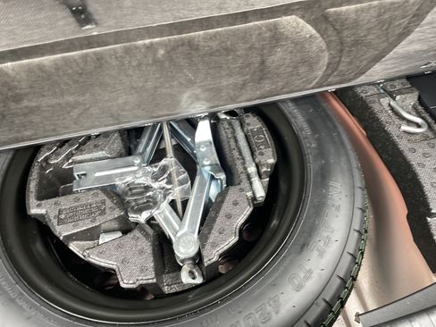 Used 2024 Subaru Crosstrek 2.0i Premium w/ Popular Package #3 image 19