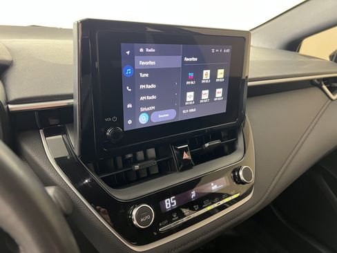 Used 2023 Toyota Corolla SE image 26