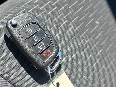 Used 2019 Hyundai Tucson SE FWD image 27