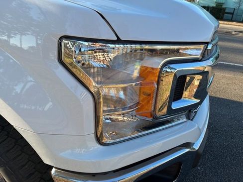 Used 2019 Ford F150 XLT w/ Equipment Group 302A Luxury image 9