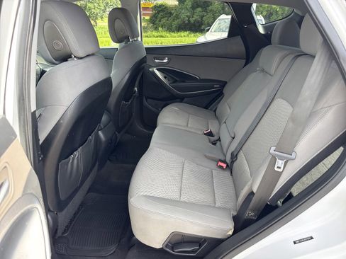 Used 2018 Hyundai Santa Fe Sport FWD image 13