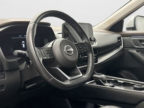 Used 2023 Nissan Rogue Platinum w/ Platinum Premium Package AWD/4WD image 7