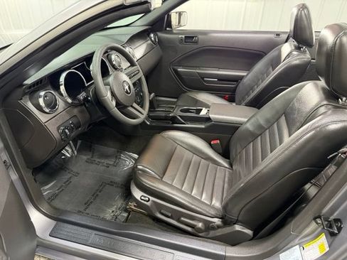 Used 2007 Ford Mustang GT RWD image 11