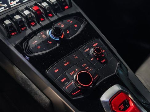 Used 2016 Lamborghini Huracan LP 580-2 image 39