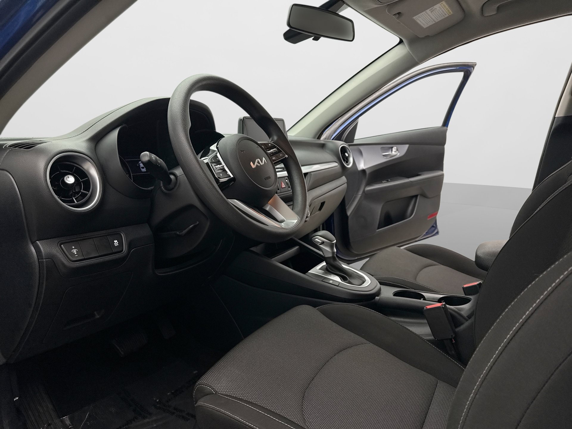 Used 2024 Kia Forte LXS FWD image 12