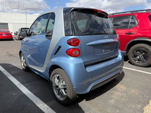 Used 2015 smart fortwo Coupe RWD image 3