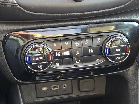 Used 2021 Buick Encore GX Select w/ Experience Buick Package image 27