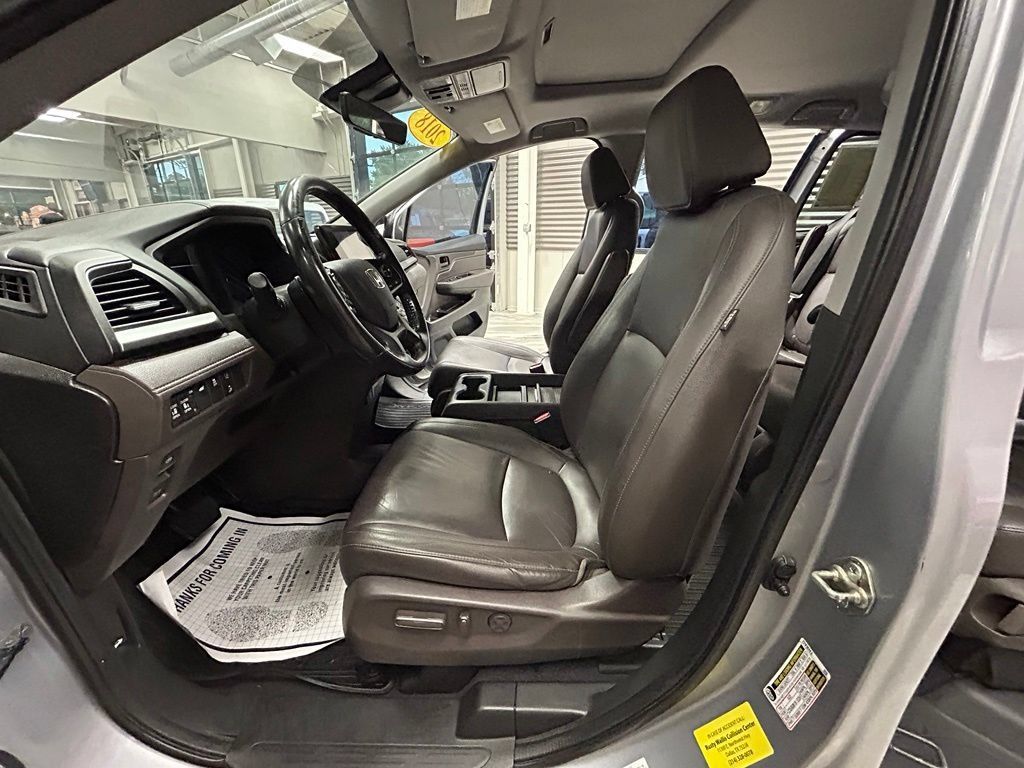 Used 2018 Honda Odyssey EX-L image 55