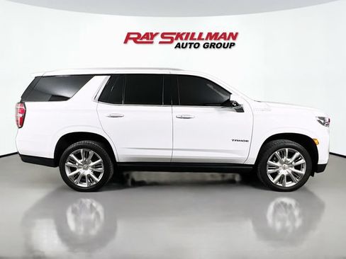 Used 2021 Chevrolet Tahoe High Country w/ Premium Package AWD/4WD image 8