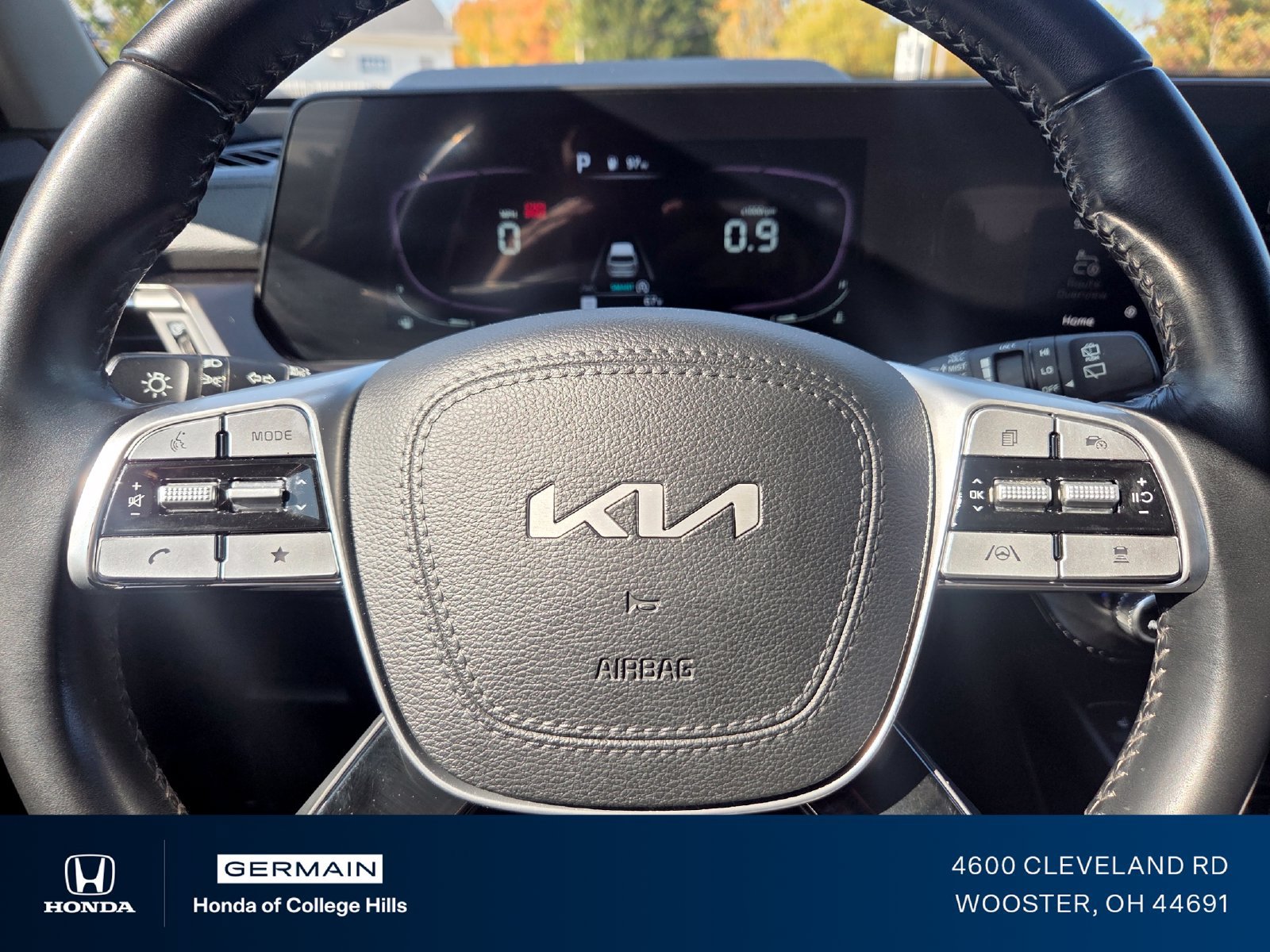 Used 2023 Kia Telluride S FWD image 31