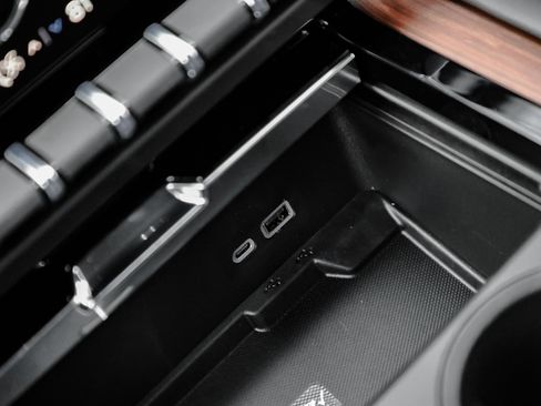 New 2026 GMC Yukon XL Denali image 33