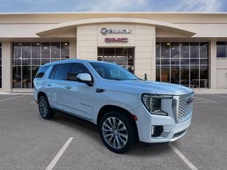 Certified 2022 GMC Yukon Denali video 2