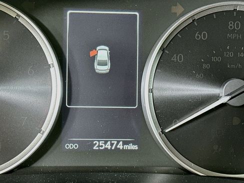 Used 2023 Lexus IS 300 w/ Comfort Package RWD image 18