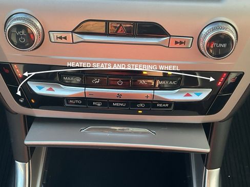 Used 2023 Ford Explorer XLT w/ Equipment Group 202A image 15