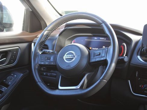 Used 2021 Nissan Rogue Platinum image 20