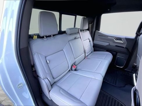 Used 2023 Chevrolet Silverado 1500 LTZ w/ Technology Package image 17