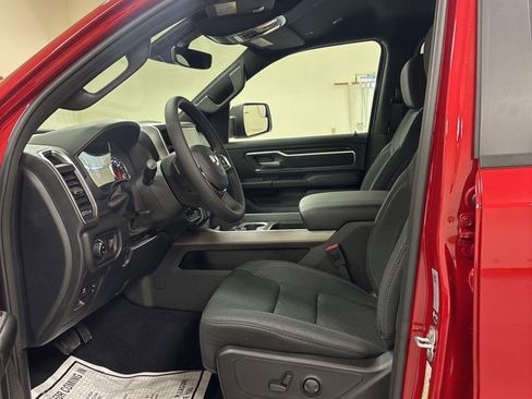 New 2026 RAM 1500 4x4 Crew Cab image 12