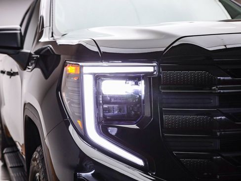 Used 2024 GMC Sierra 1500 Elevation w/ X31 Off-Road Package image 5