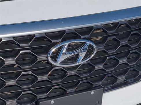 Used 2019 Hyundai Santa Fe Limited image 11