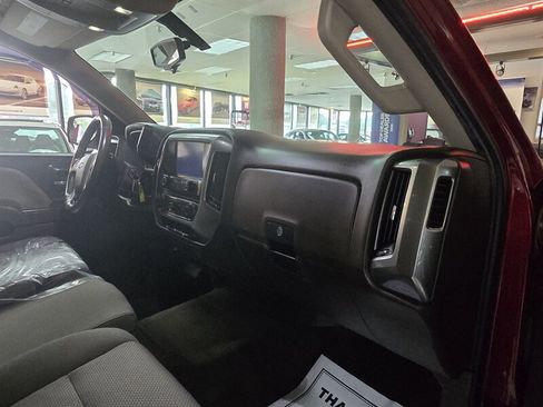 Used 2018 Chevrolet Silverado 1500 LT w/ All Star Edition AWD/4WD image 13