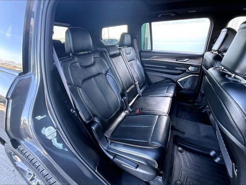 Used 2022 Jeep Grand Cherokee L Overland image 27