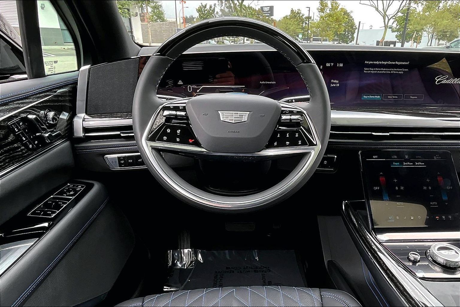 New 2026 Cadillac Escalade IQL Luxury w/ LPO, Floor Liner Package AWD/4WD image 23