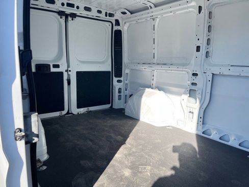 Used 2025 RAM ProMaster 2500 w/ Safety Group image 14