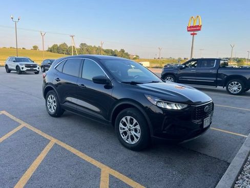 Used 2024 Ford Escape Active AWD/4WD image 7