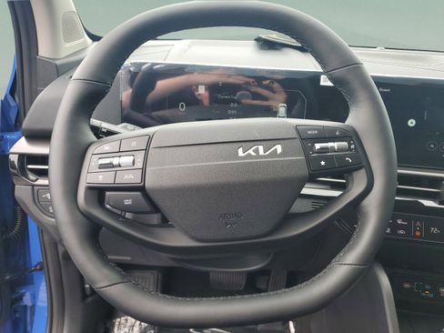 New 2026 Kia Sportage SX FWD image 15